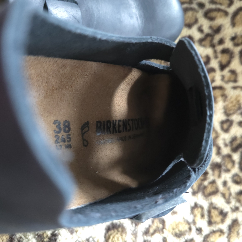 Birkenstock London in Black Leather - Picture 7 of 11